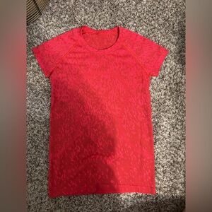 Lululemon swiftly tech short sleeve
